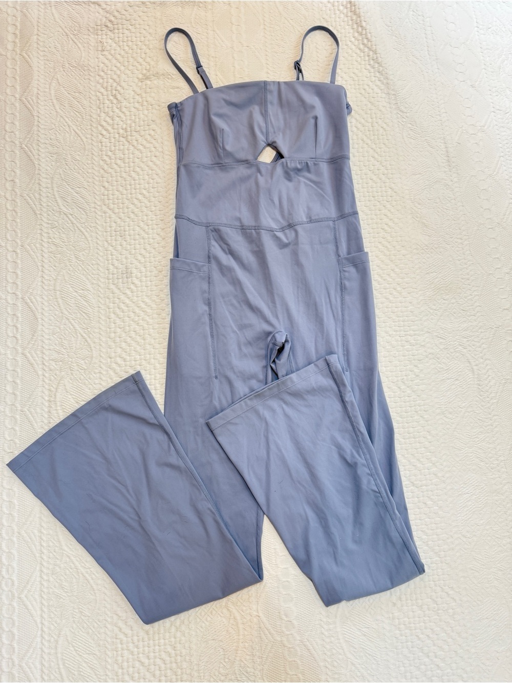 Blogilates Women's Peekaboo Flare Active Jumpsuit Pockets Periwinkle Blue Small